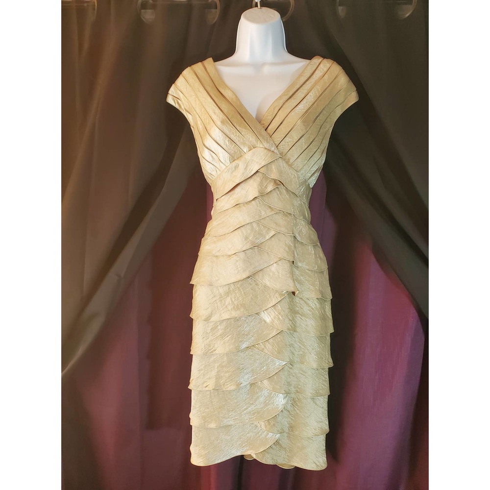 Adrianna Papell Size 10 Shiny Taupe Layered Dress